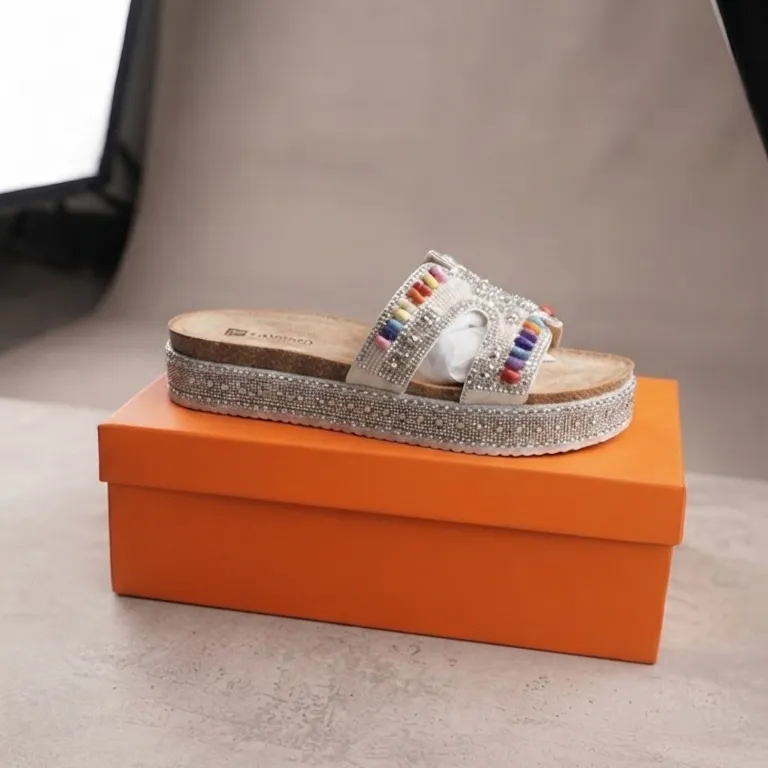 New Summer Fashion Women Rhinestone Beaded Comfort Slide Sandals