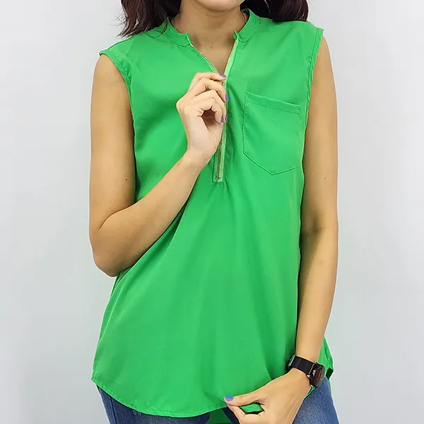 Elegant Green Sleeveless Blouse with Notched Neck & Flare Sleeves