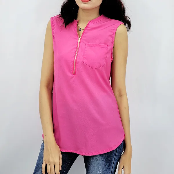 Elegant Green Sleeveless Blouse with Notched Neck & Flare Sleeves
