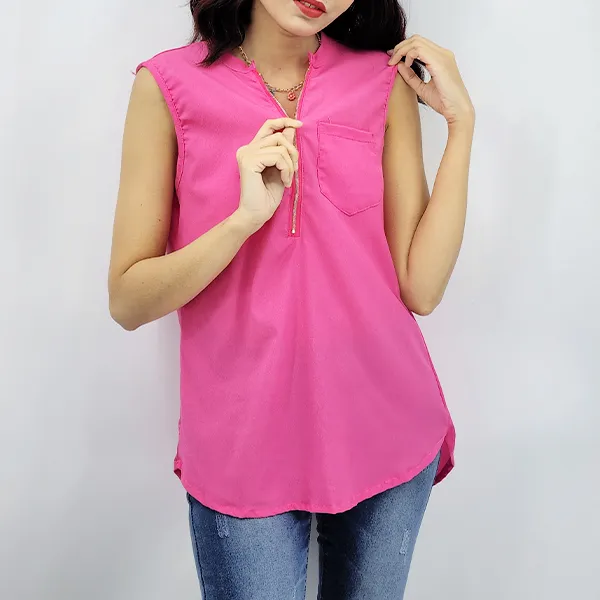 Elegant Green Sleeveless Blouse with Notched Neck & Flare Sleeves