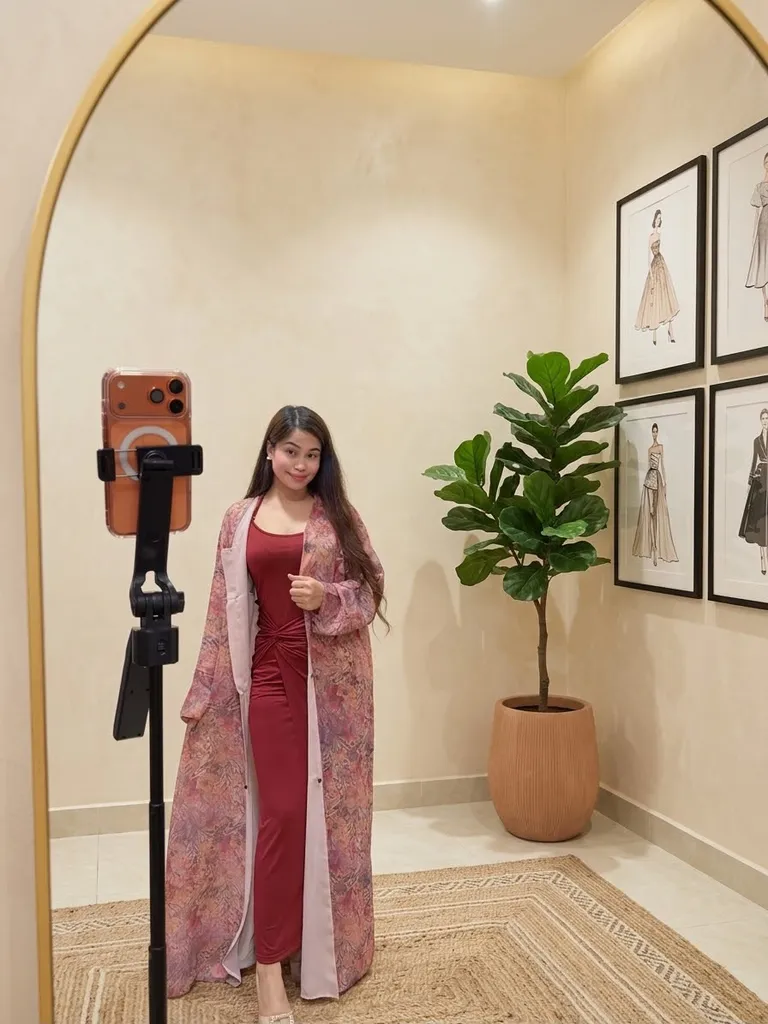 ABAYA