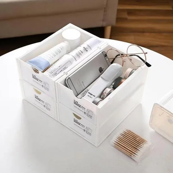 Makeup Rack Organizer-Keeps Your Makeup Organized