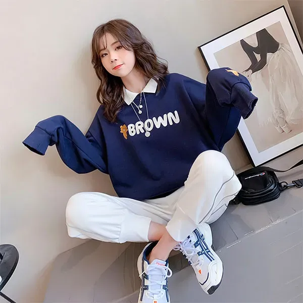 Snuggly Navy Bear Sweatshirt – Cozy Long Sleeve Winter Crewneck 🐻❄️