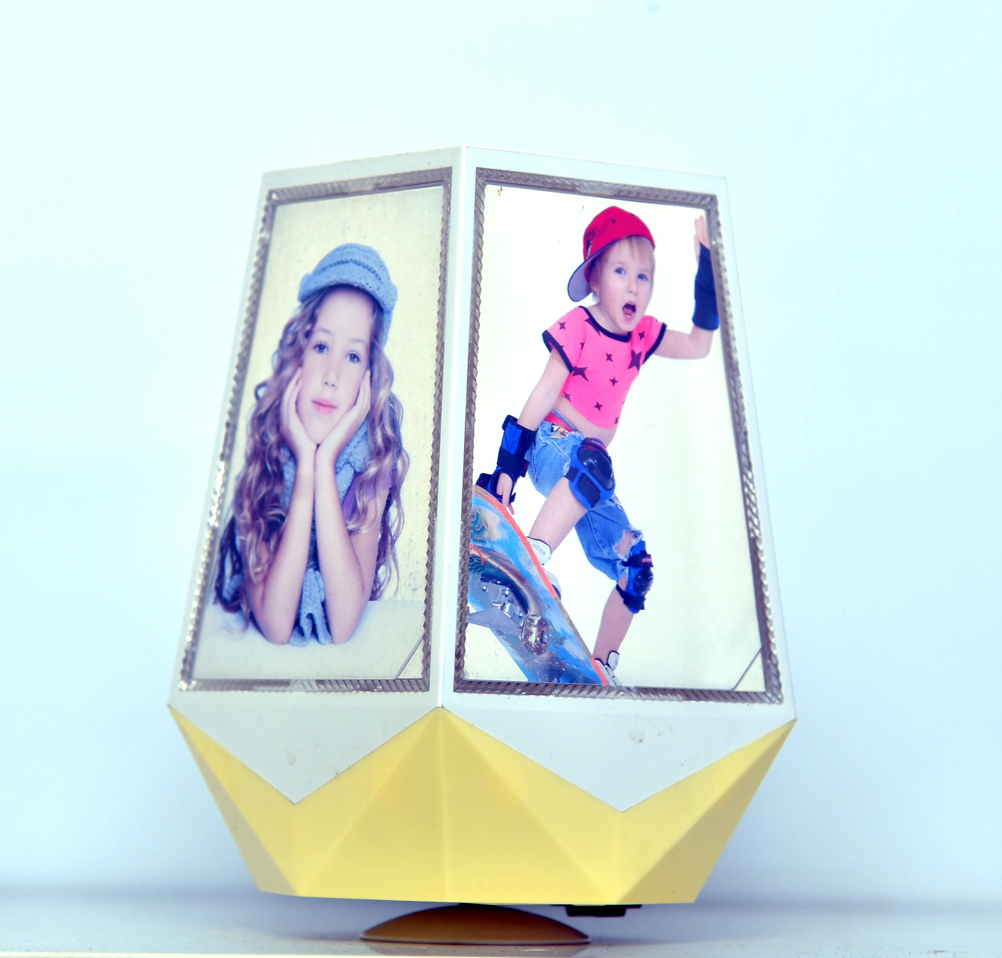 Rotating Photo Fancy Frame