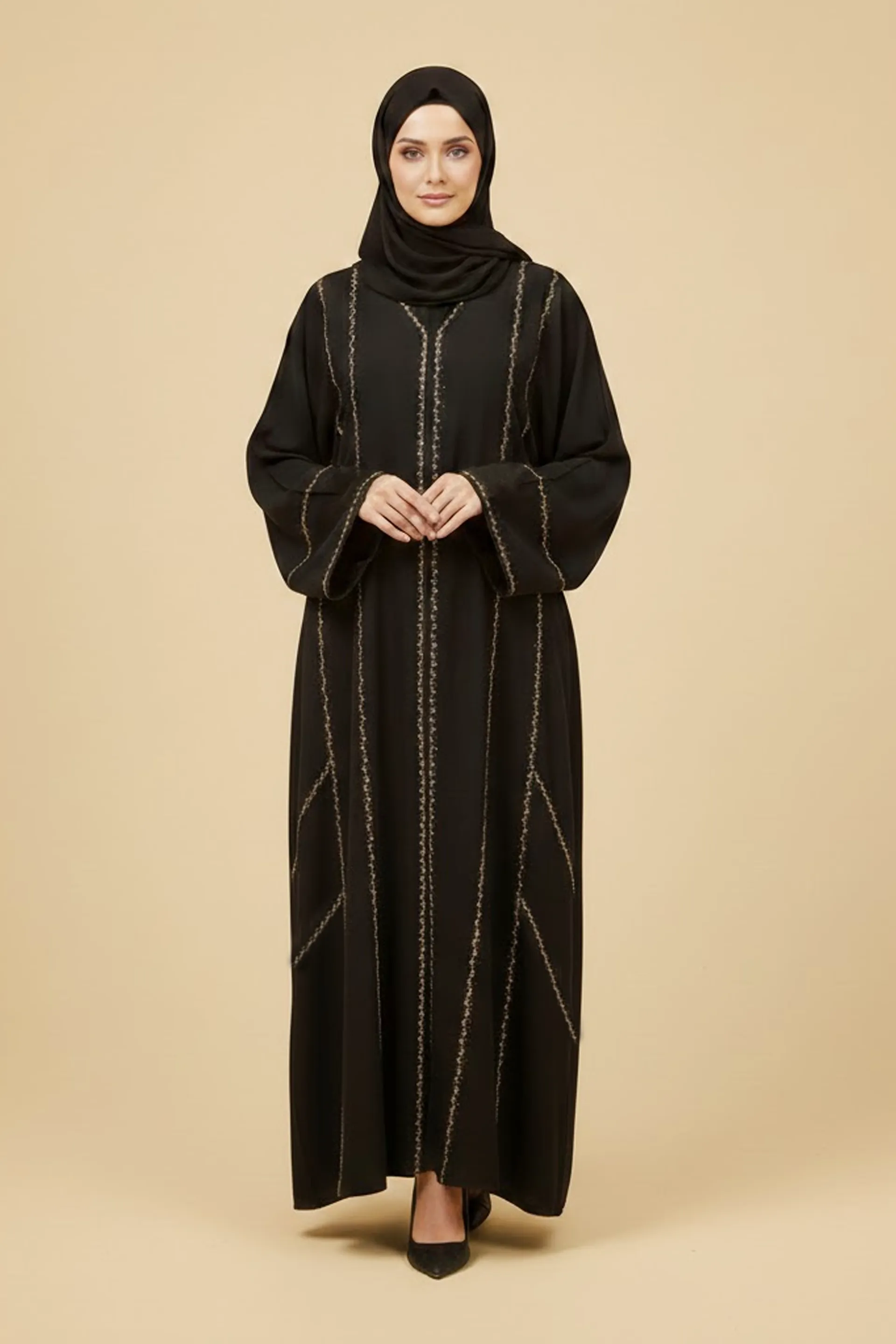 Modern Style Embroidered Black Abaya Elegant Modest Rhinestone Muslim Wear Arabic Abaya For Women's