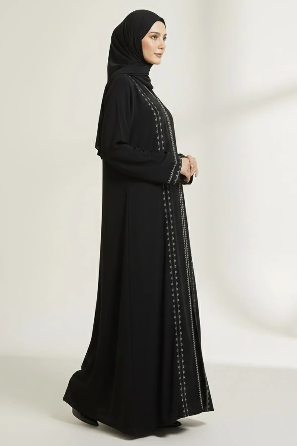 Premium Black Abaya With Front Embroidery Rhinestone Modern Modest Wear V-neck Long Sleeve Dress