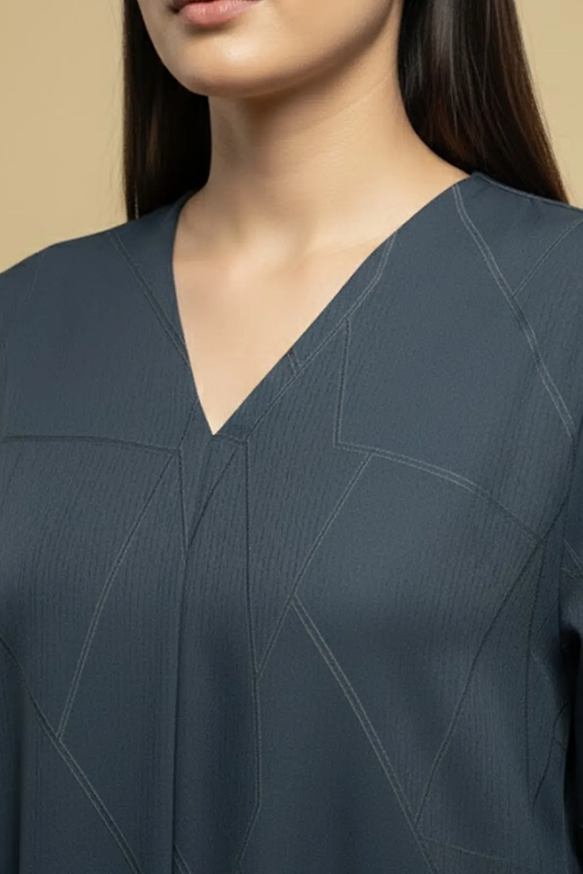 Modern V-neck Maxi Muslim Abaya Geometric Pattern Quality Fabric Long Sleeve A-line Womens Abaya