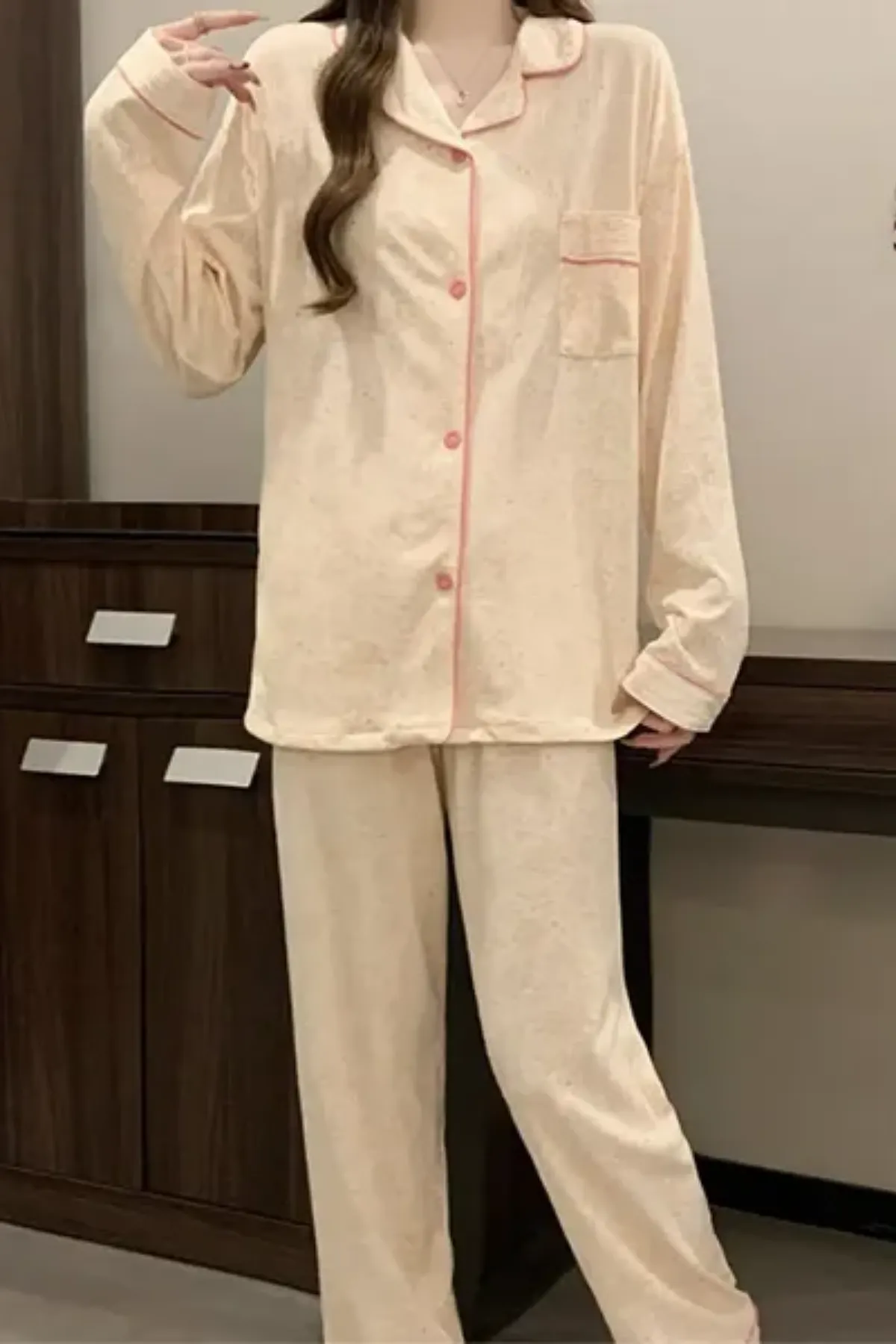 Two Pieces Women's Pajama Set Comportable Relax Girls Wear Pajama