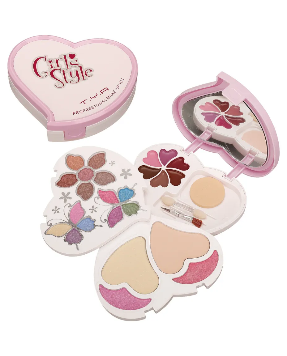 Heart Shaped Makeup Kit With Eyeshadow & Blush Mini Palette