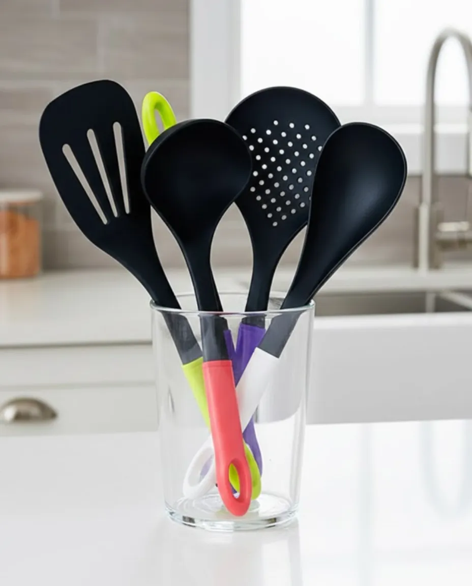 4 Pieces Colorful Non-Stick Kitchen Spatula Silicon Cooking Utensils Set