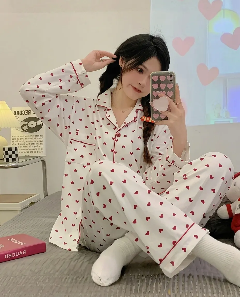 Heart Pattern Women’s Pajama Set – Soft 2-Piece Sleepwear